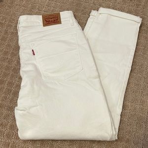 Woman’s crop Levi’s